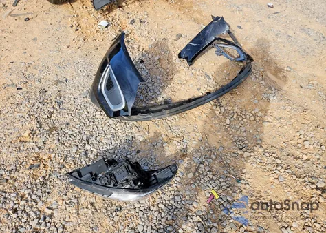 2018 Kia Sorento Lx z USA, uszkodzony, nr VIN 5XYPG4A38JG357531